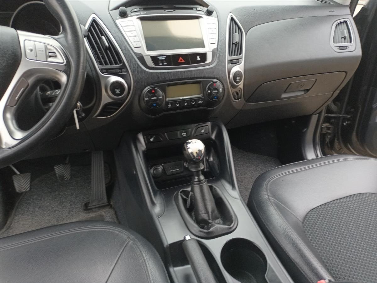 Hyundai ix35 SUV / Terénní 2,0 l 100 kw