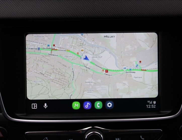 Opel Crossland X SUV / Terénní 1,2 l 61 kw