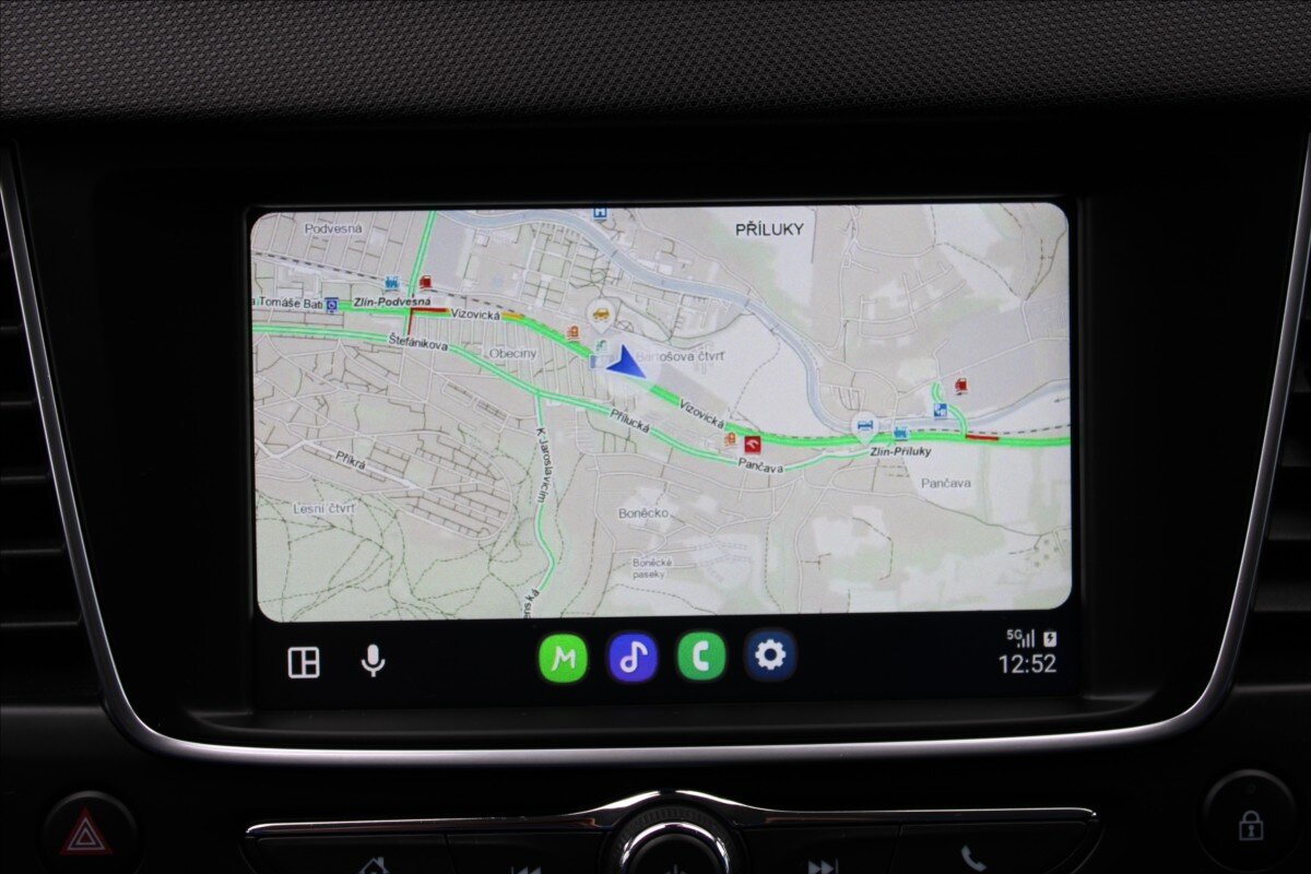 Opel Crossland X SUV / Terénní 1,2 l 61 kw