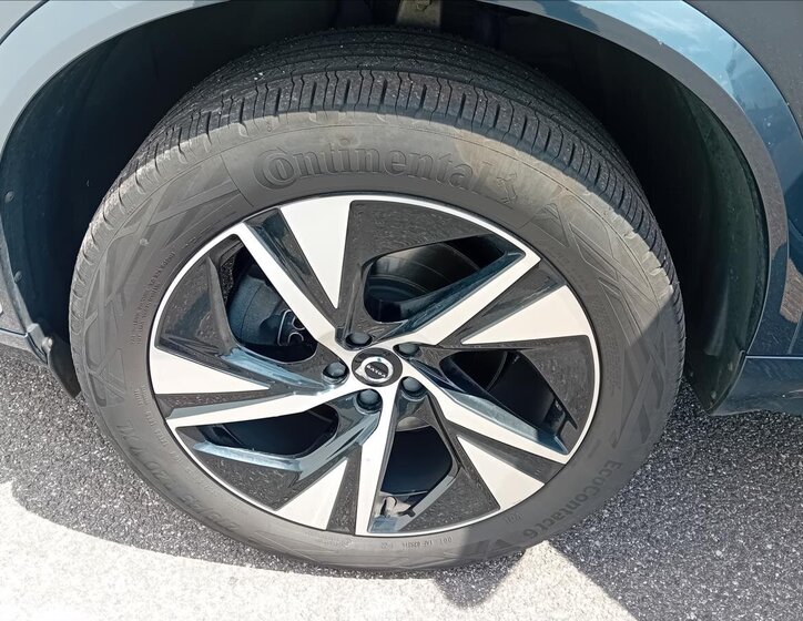 Volvo XC90 SUV 2,0 l 173 kw