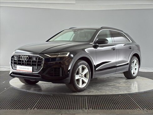 Audi Q8 SUV / Terénní 3,0 l 250 kw