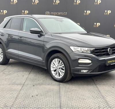 Volkswagen T-Roc 3