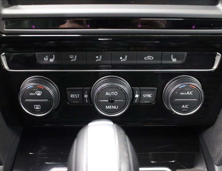 Volkswagen Passat Kombi 2,0 l 140 kw