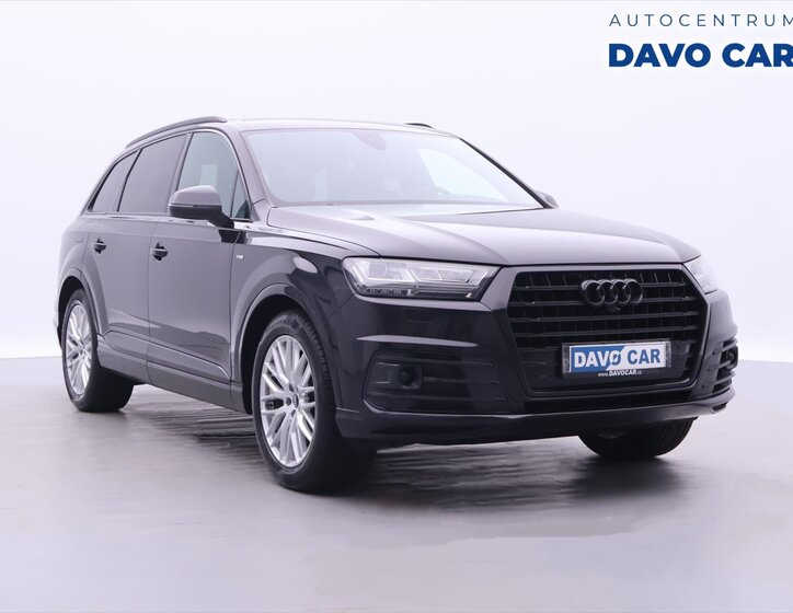 Audi Q7 1