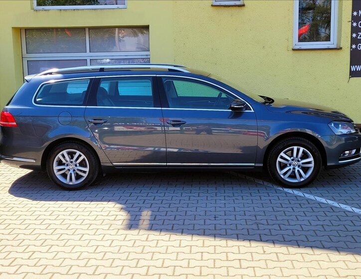 Volkswagen Passat Kombi 1,4 l 90 kw