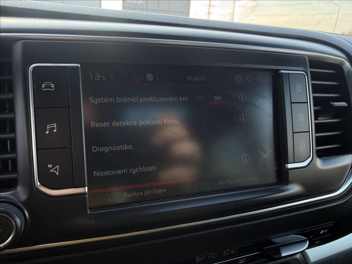 Citroën SpaceTourer MPV 2,0 l 130 kw