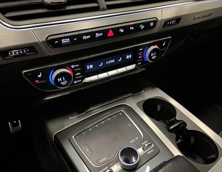 Audi Q7 SUV 3,0 l 200 kw