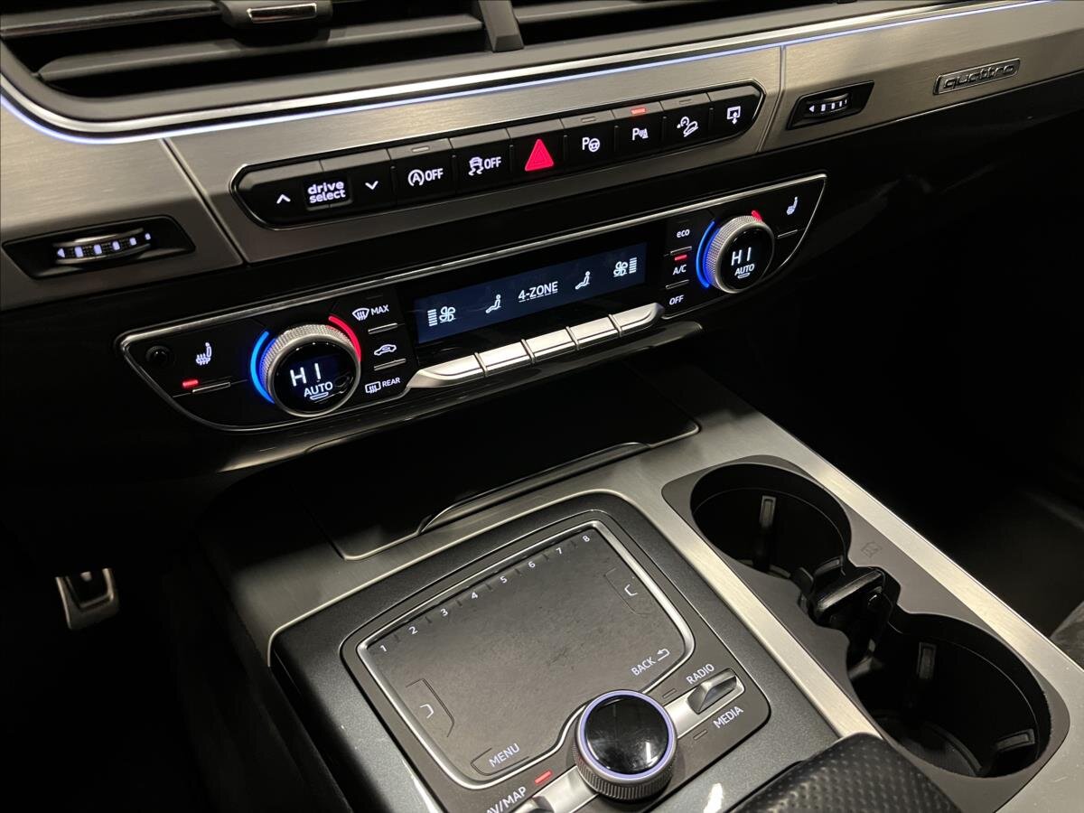 Audi Q7 SUV 3,0 l 200 kw