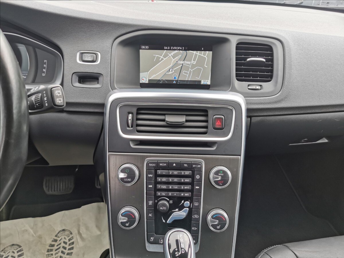 Volvo V60 Kombi 2,0 l 133 kw