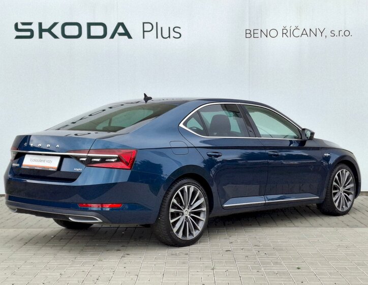 Škoda Superb 2