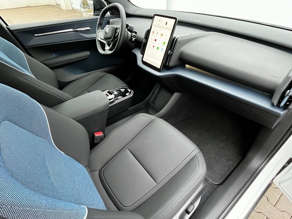 Volvo EX30 SUV 0,0 315 kw