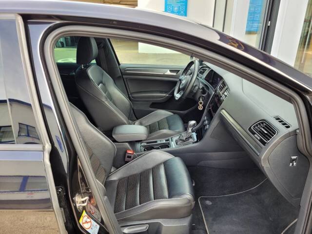 Volkswagen Golf Hatchback 2,0 l 135 kw