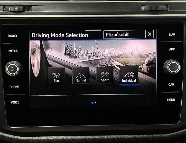 Volkswagen Tiguan Allspace SUV / Terénní 2,0 l 147 kw