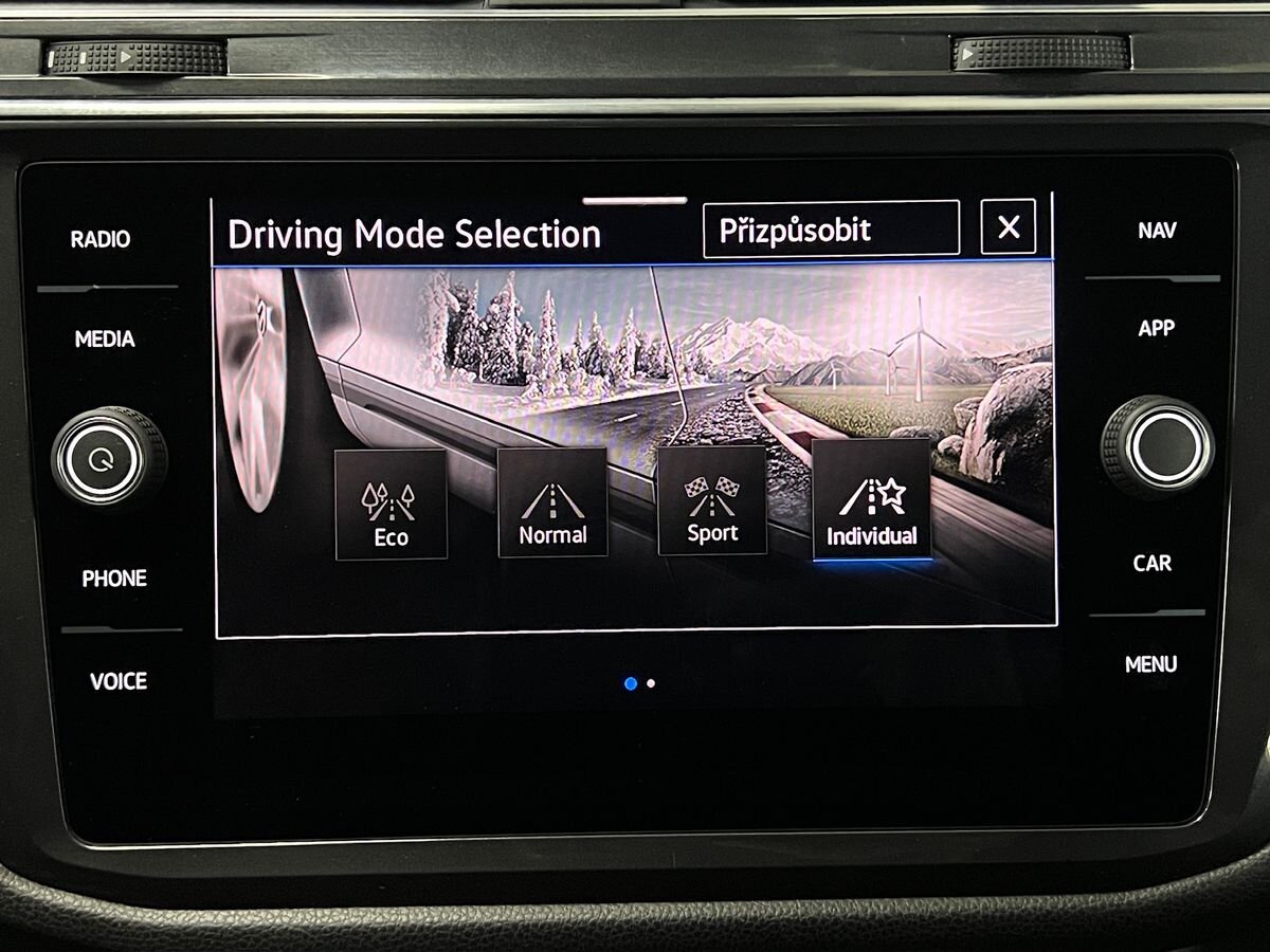 Volkswagen Tiguan Allspace SUV / Terénní 2,0 l 147 kw