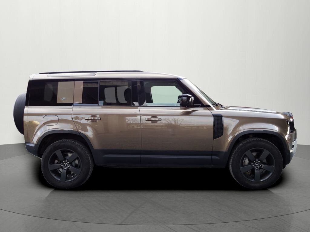 Land Rover Defender SUV / Terénní 3,0 l 221 kw