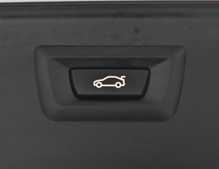 BMW Řada 5 Kombi 3,0 l 190 kw