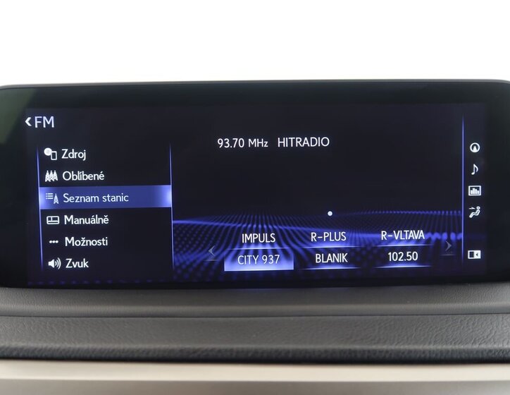 Lexus RX 300 SUV 2,0 l 175 kw