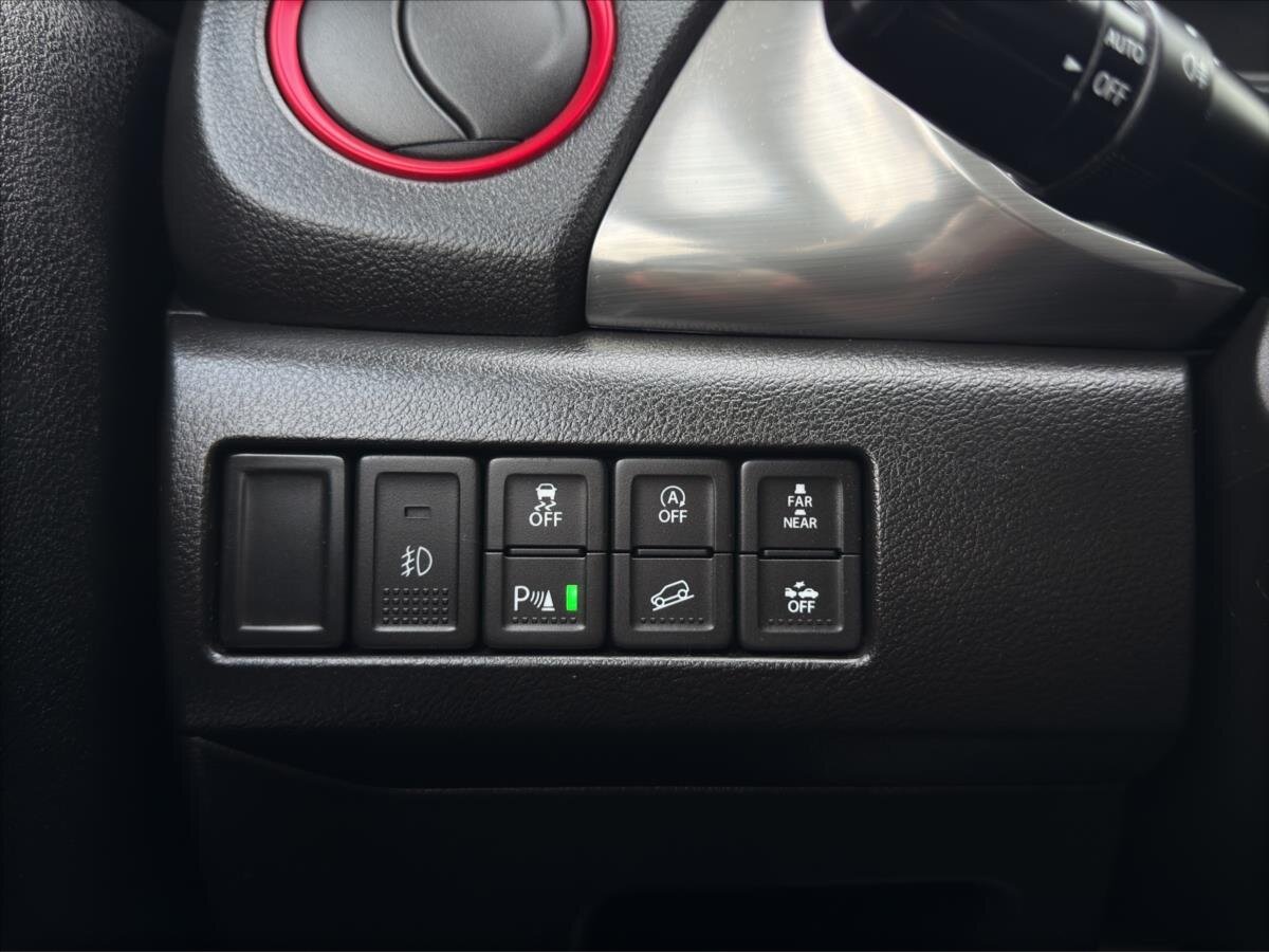 Suzuki Vitara SUV / Terénní 1,4 l 103 kw