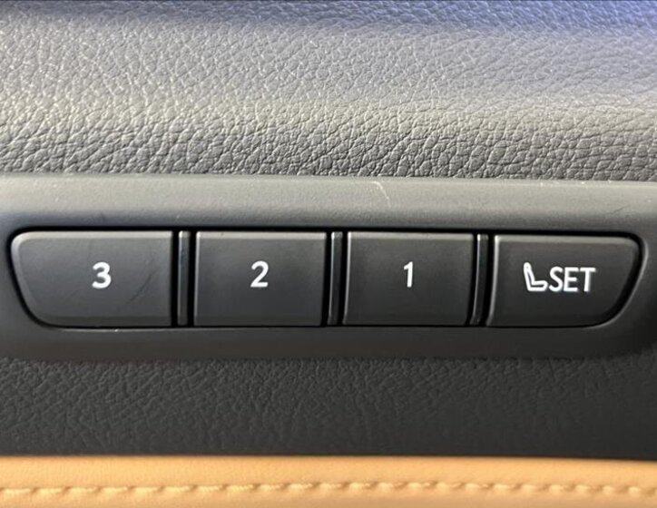 Lexus NX 450h plus SUV 2,5 l 227 kw