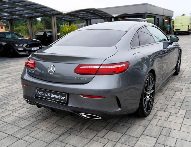 Mercedes-Benz Třídy E 6