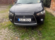 Mitsubishi Outlander 4