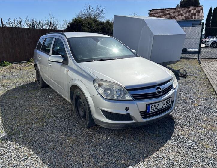 Opel Astra 1