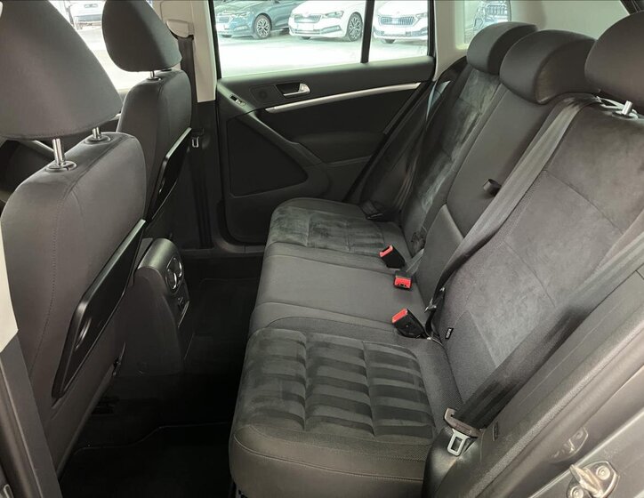 Volkswagen Tiguan SUV 2,0 l 103 kw
