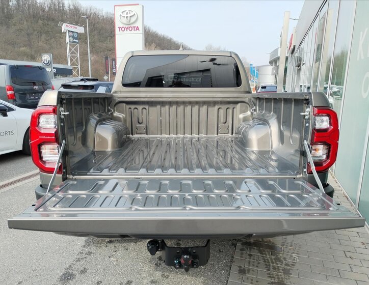 Toyota Hilux Pick-up 0,0 150 kw