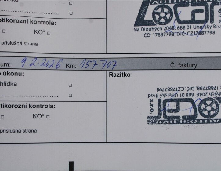 Renault Latitude Sedan / Limuzína 2,0 l 127 kw