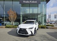 Lexus NX 350h SUV / Terénní 2,5 l 147 kw