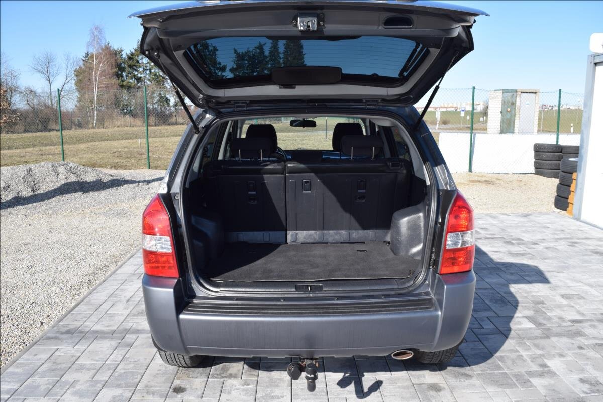 Hyundai Tucson SUV 2,0 l 104 kw