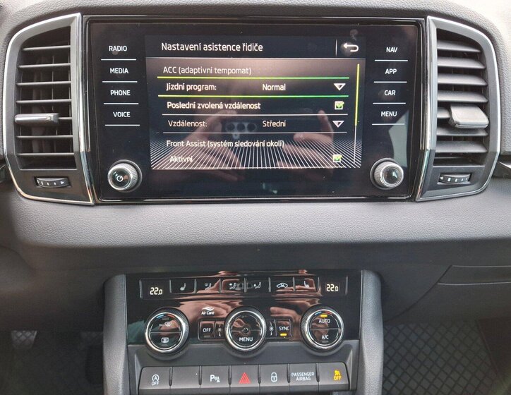 Škoda Karoq SUV / Terénní 1,5 l 110 kw