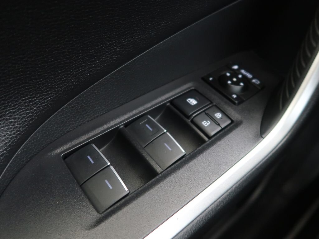 Toyota RAV4 SUV 2,5 l 131 kw