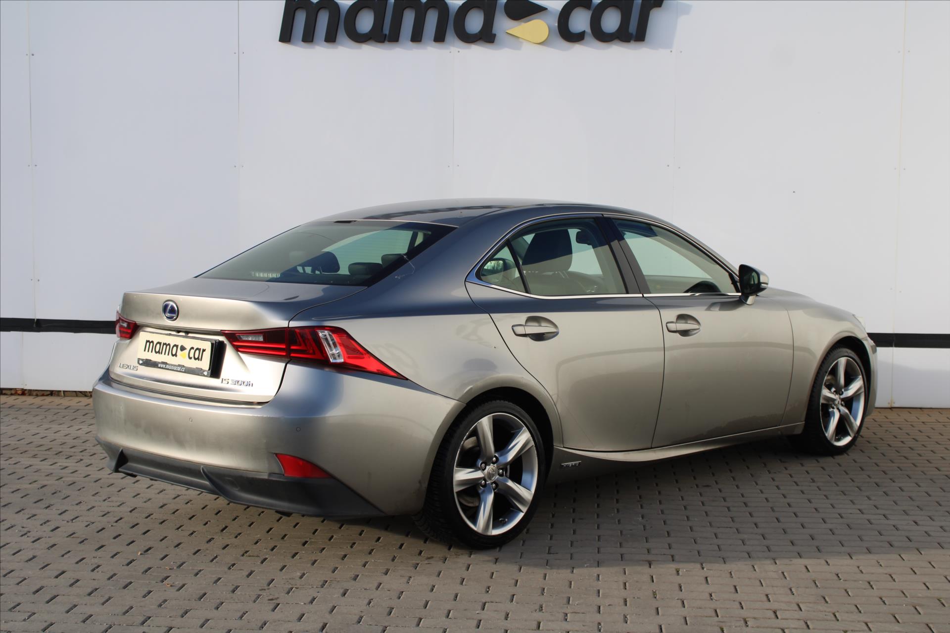 Lexus IS 300h