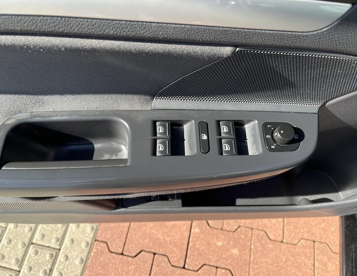 Volkswagen Golf Hatchback 1,9 l 77 kw