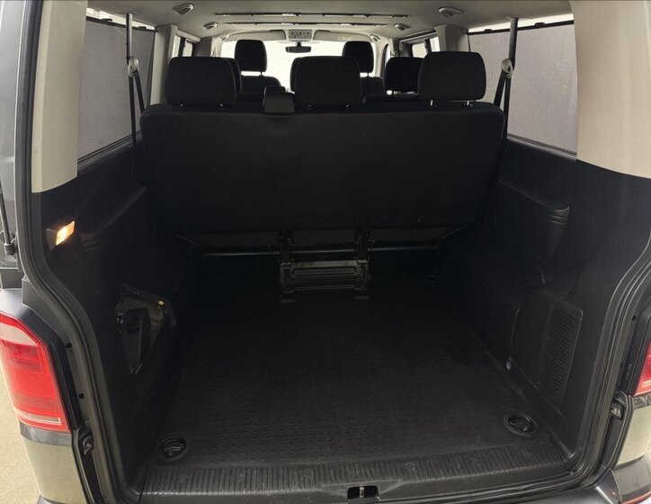 Volkswagen Caravelle Kombi 2,0 l 110 kw