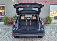 Porsche Cayenne SUV 3,0 l 250 kw