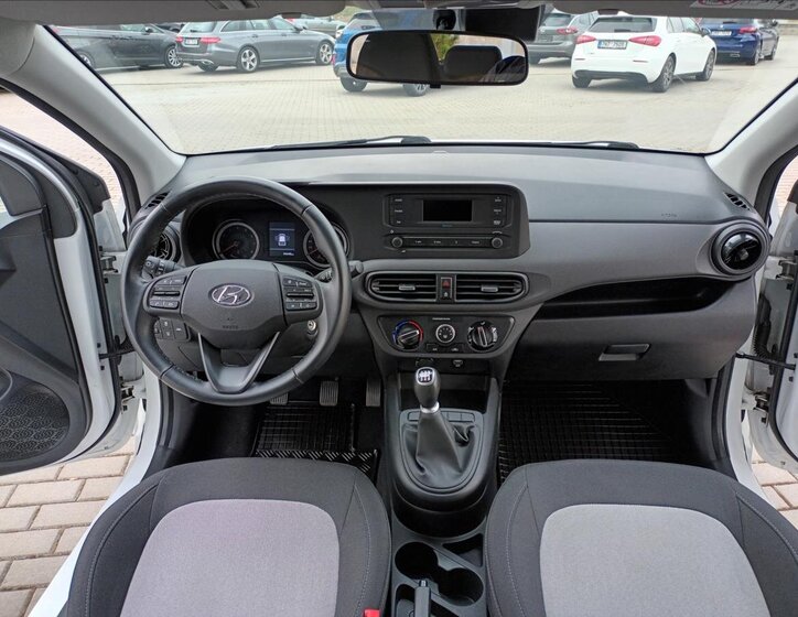 Hyundai i10 Hatchback 998,0 49 kw