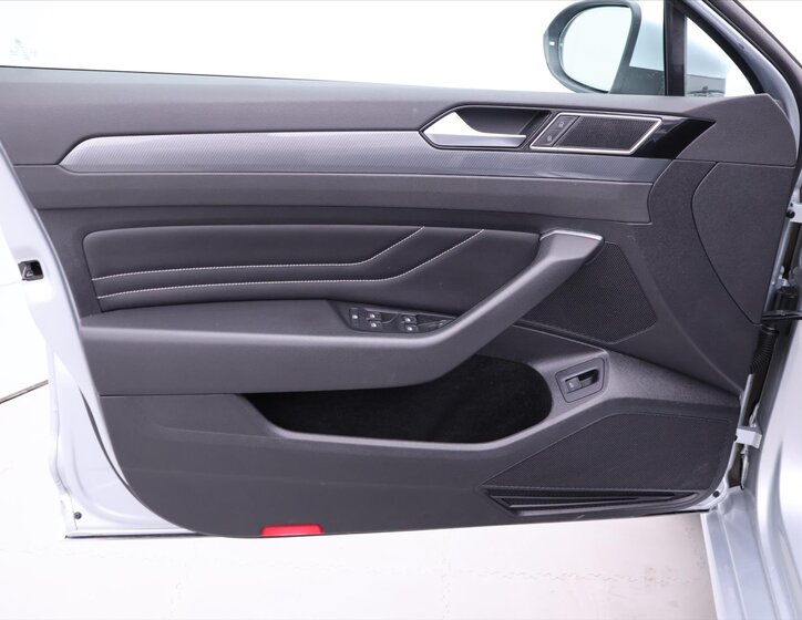 Volkswagen Passat Kombi 2,0 l 110 kw