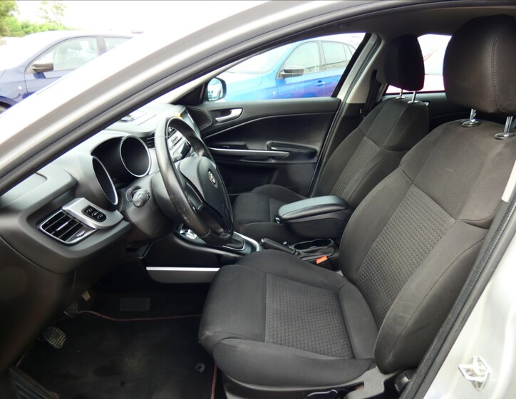 Alfa Romeo Giulietta 8