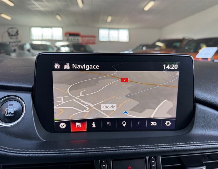 Mazda 6 Sedan 2,0 l 121 kw