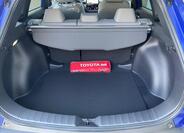 Toyota Corolla Cross 8