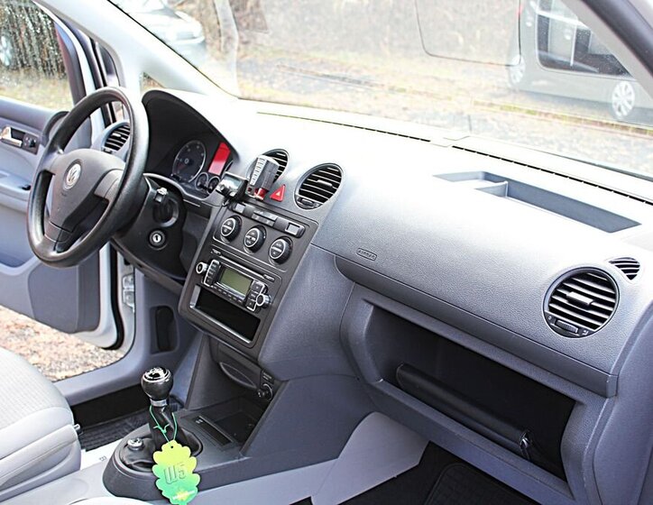 Volkswagen Caddy 18