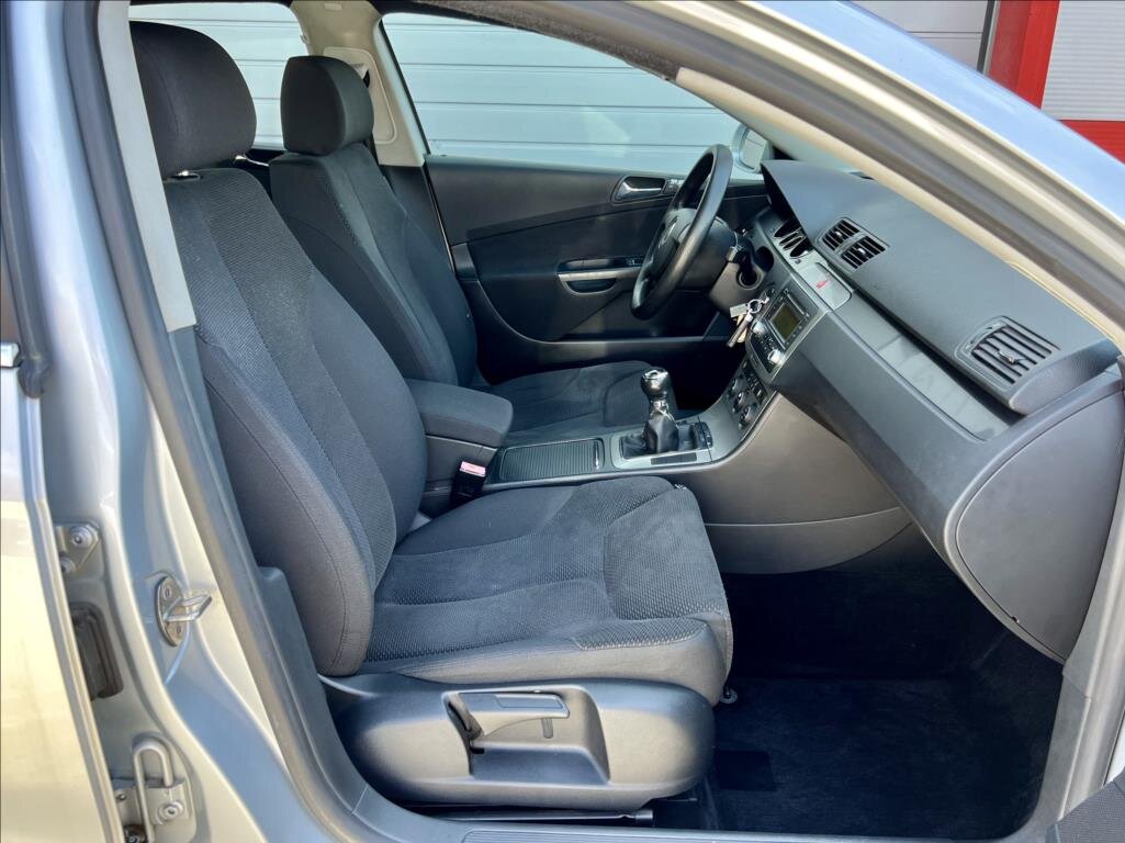 Volkswagen Passat Sedan / Limuzína 2,0 l 110 kw