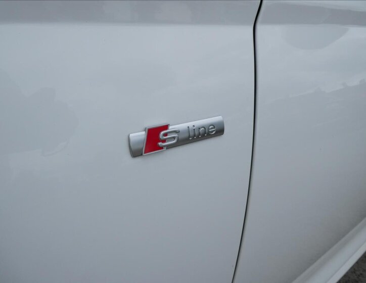 Audi A6 Kombi 2,0 l 140 kw