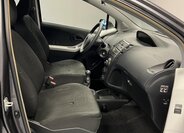 Toyota Yaris Hatchback 998,0 51 kw