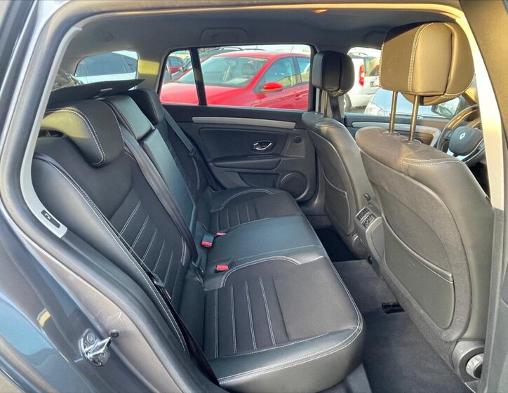 Renault Laguna Kombi 2,0 l 103 kw