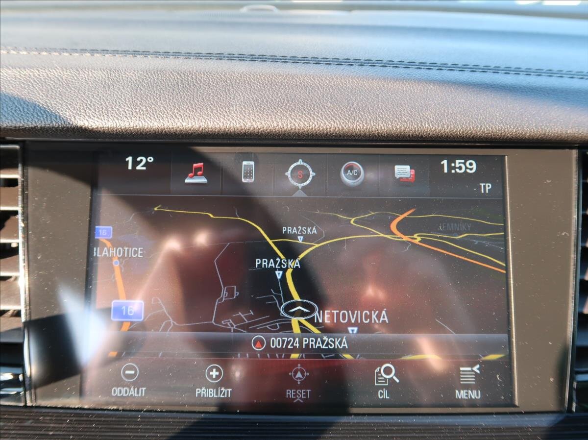 Opel Insignia Kombi 2,0 l 125 kw