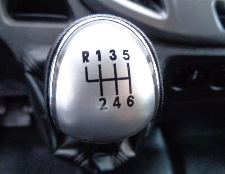 Ford Transit Valník 2,2 l 92 kw