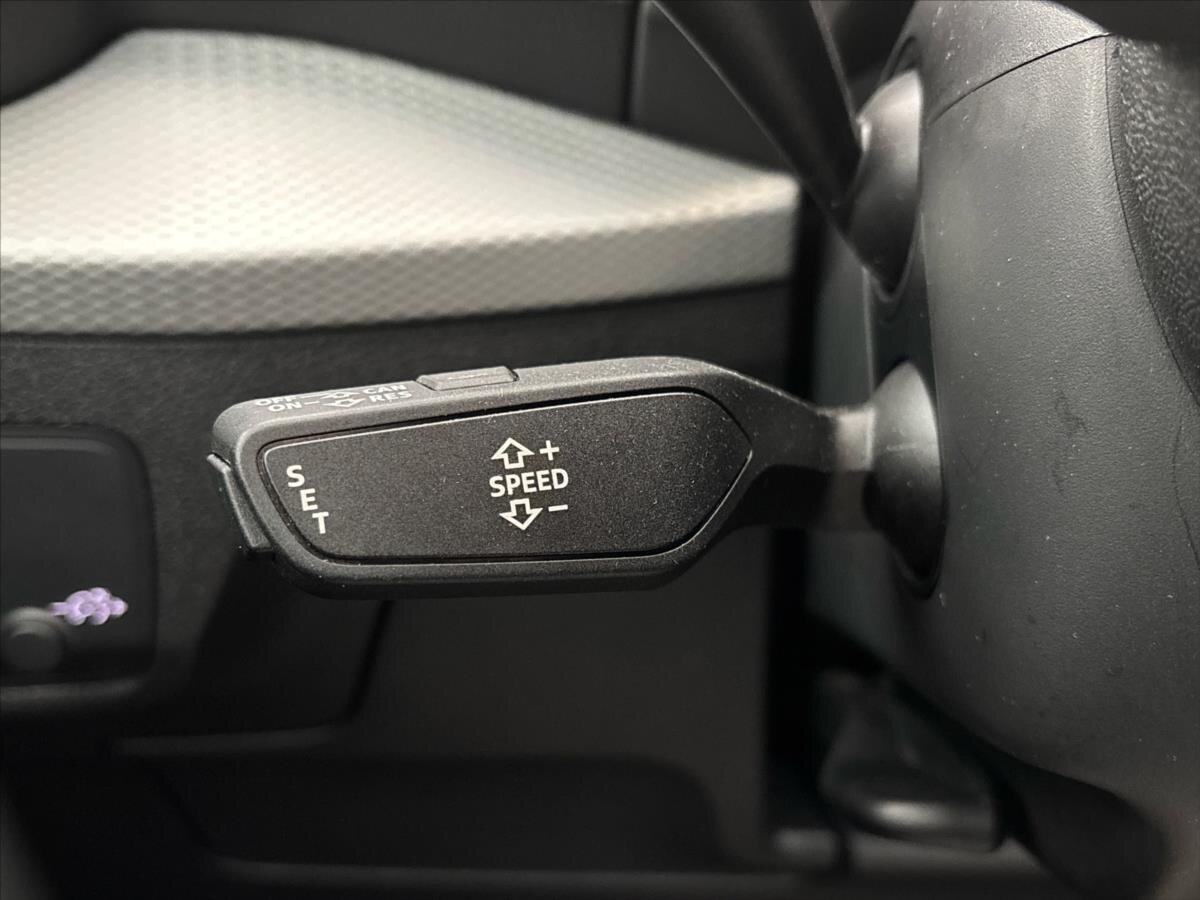 Audi Q2 SUV / Terénní 1,5 l 110 kw